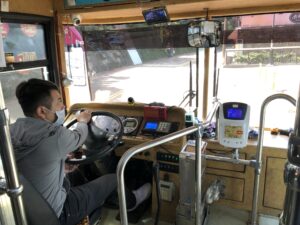 バスの運転手さん